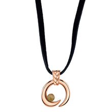 Load image into Gallery viewer, Mother and Child Pendant